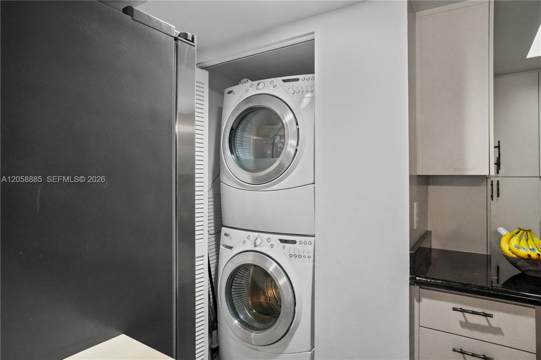 В аренду: $2,200 (1 спален, 1 ванн, 1005 Квадратных фут)