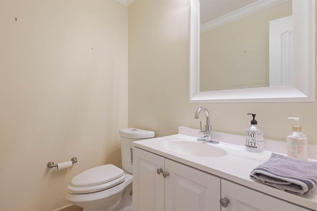 6845 Fountains Circle (30)