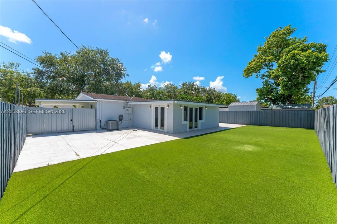 En Venta: $797,000 (3 camas, 2 baños, 1626 Pies cuadrados)