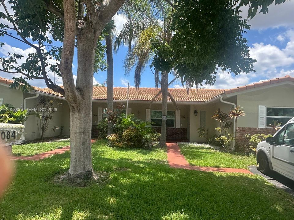 For Rent: $3,500 (3 beds, 2 baths, 3838 Square Feet)
