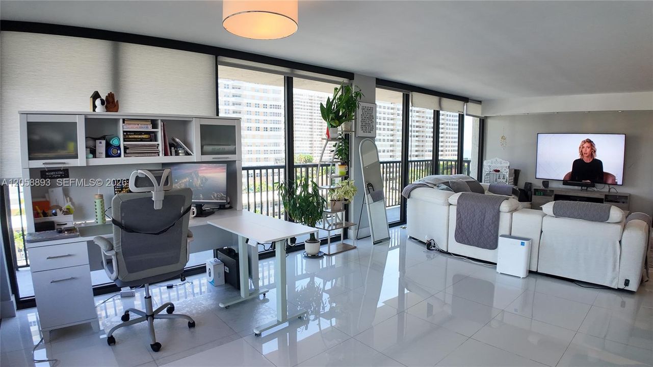 For Rent: $3,300 (2 beds, 2 baths, 1270 Square Feet)