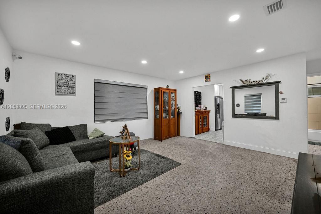 For Sale: $655,000 (0 beds, 0 baths, 1608 Square Feet)