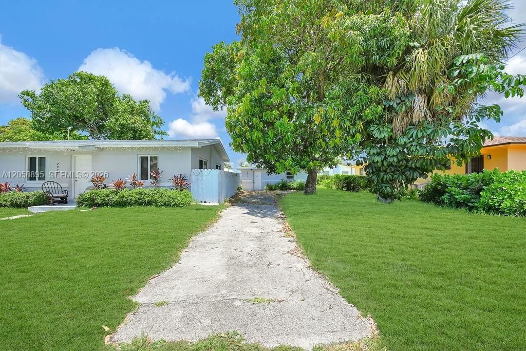 For Sale: $655,000 (0 beds, 0 baths, 1608 Square Feet)