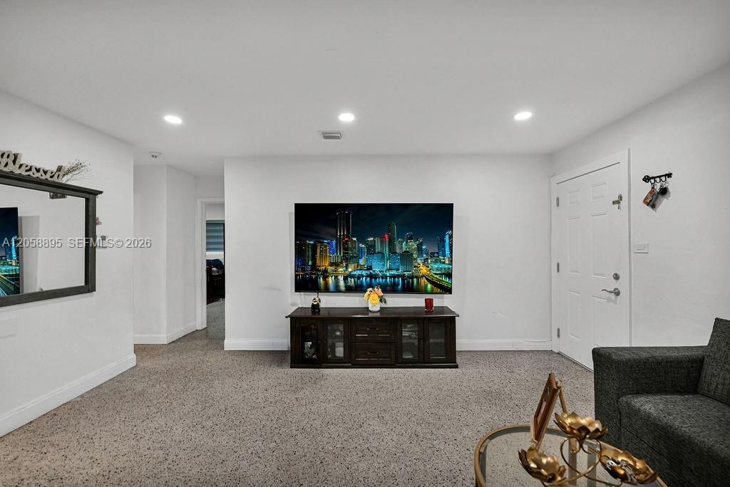 For Sale: $655,000 (0 beds, 0 baths, 1608 Square Feet)