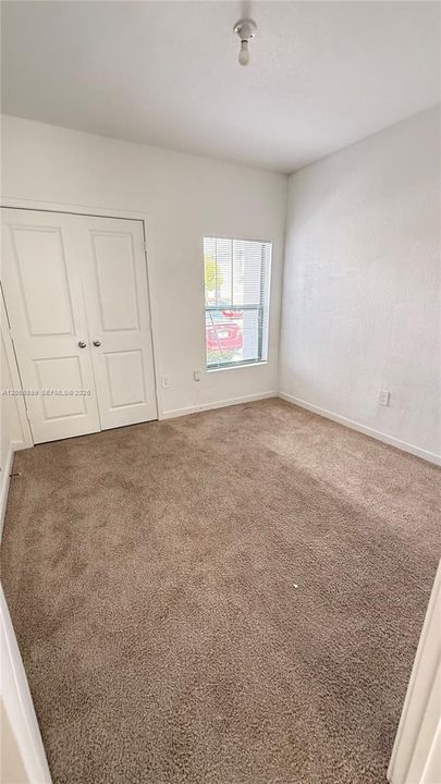 En Venta: $305,000 (3 camas, 3 baños, 1376 Pies cuadrados)