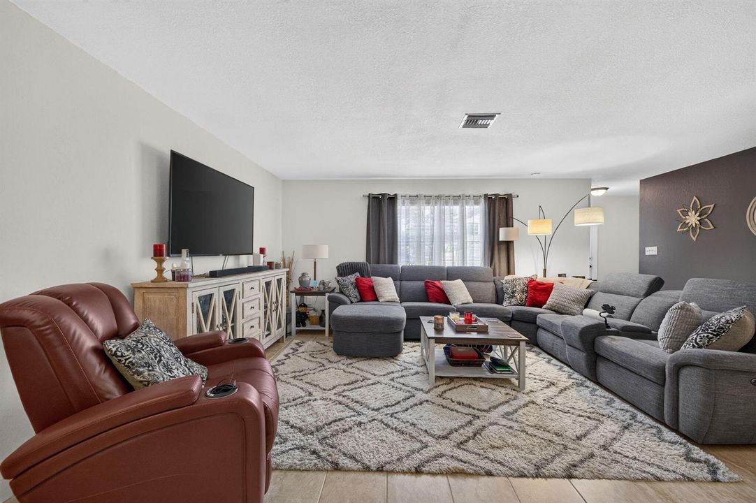 5-web-or-mls-3A5A5271