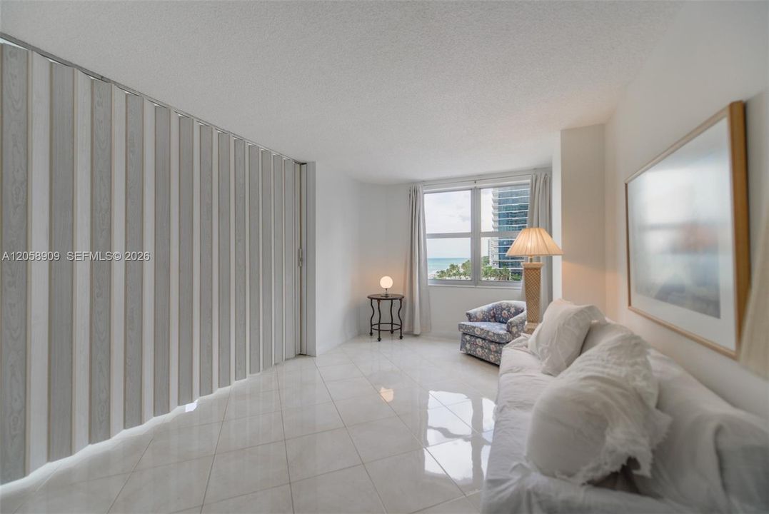 For Rent: $4,200 (3 beds, 2 baths, 1740 Square Feet)