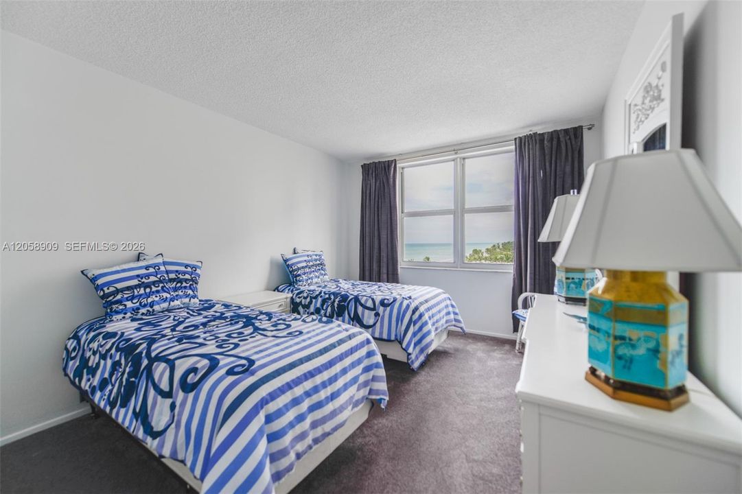 For Rent: $4,200 (3 beds, 2 baths, 1740 Square Feet)