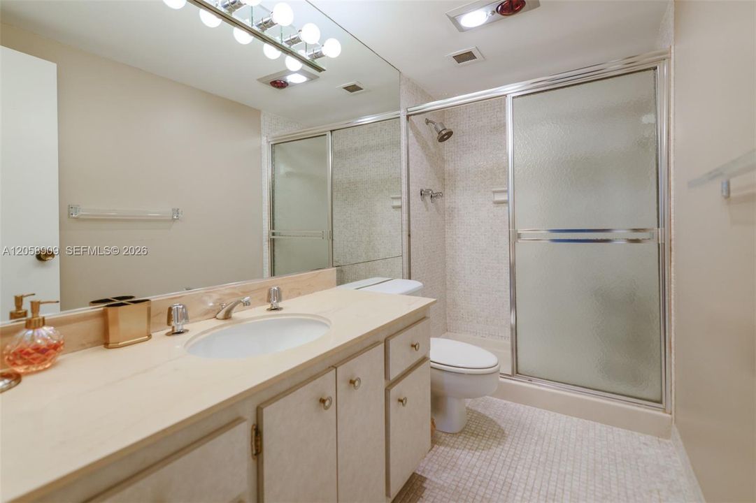 For Rent: $4,200 (3 beds, 2 baths, 1740 Square Feet)