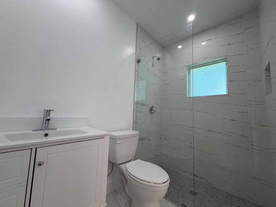 bathroom2