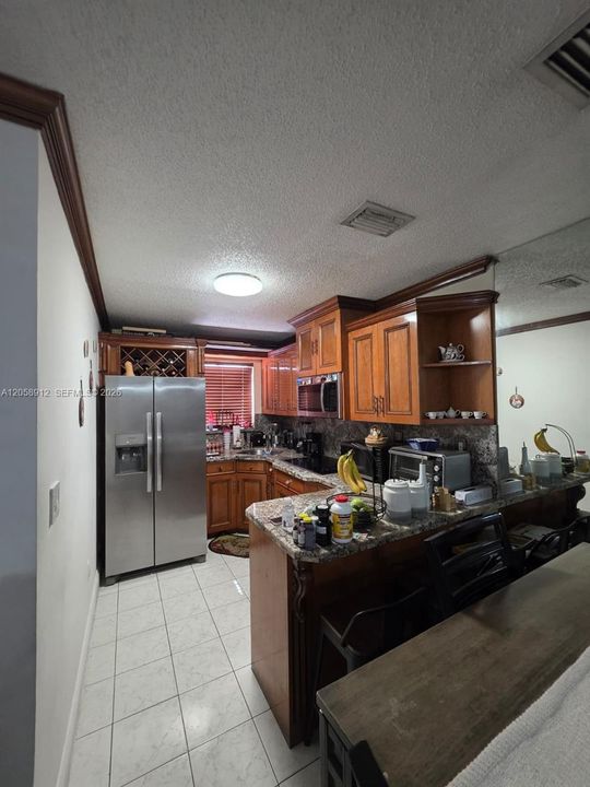 For Sale: $299,888 (2 beds, 2 baths, 1020 Square Feet)