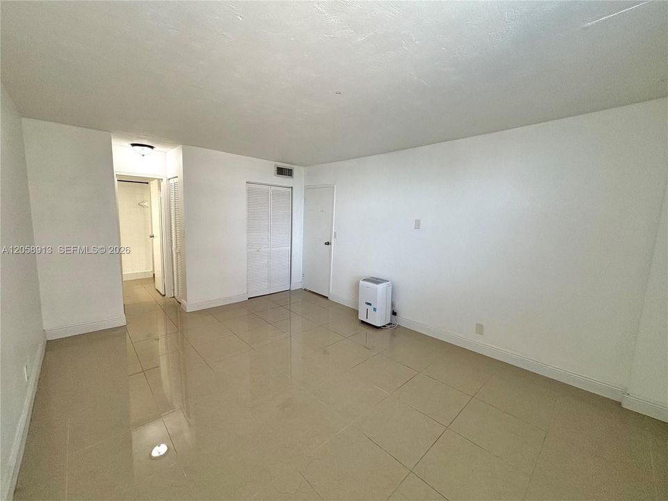 В аренду: $1,800 (1 спален, 1 ванн, 772 Квадратных фут)