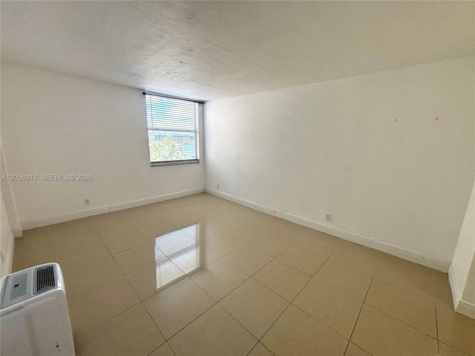 В аренду: $1,800 (1 спален, 1 ванн, 772 Квадратных фут)