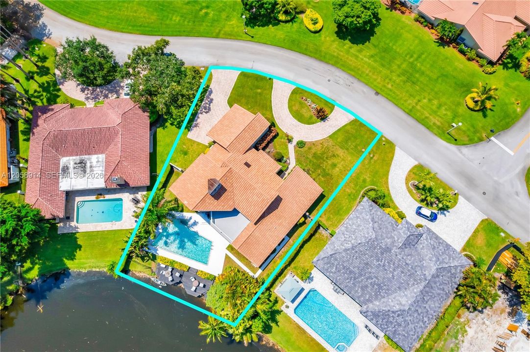 На продажу: $1,595,000 (4 спален, 3 ванн, 3886 Квадратных фут)