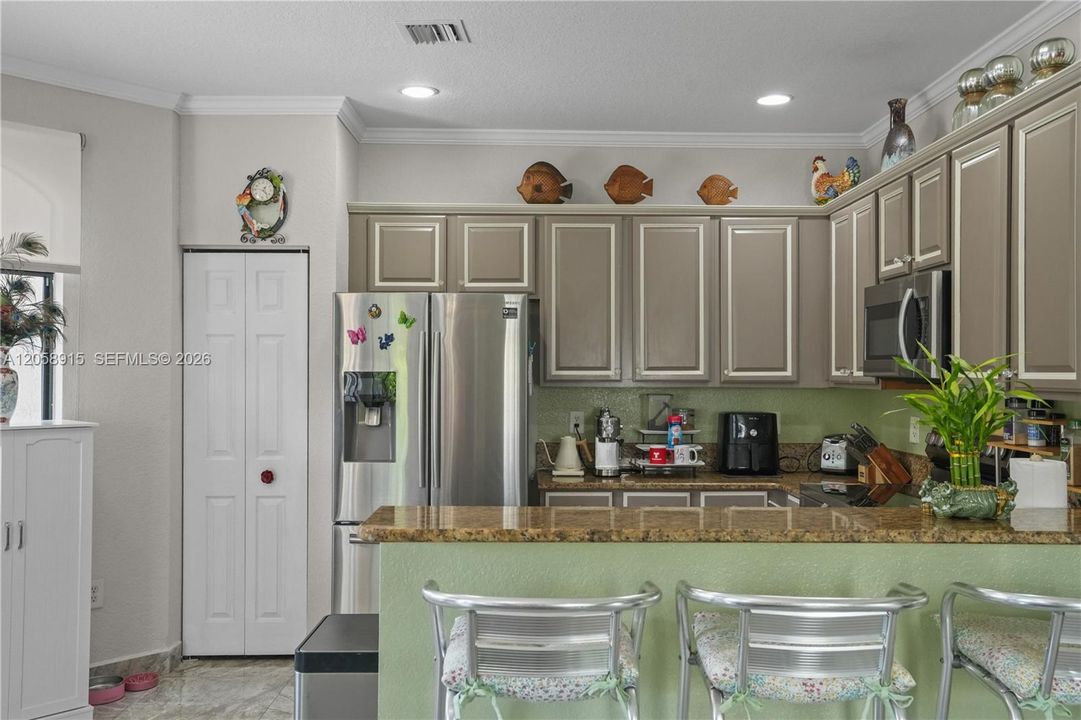 For Sale: $639,900 (3 beds, 2 baths, 1854 Square Feet)