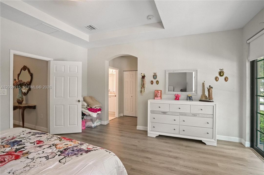 For Sale: $639,900 (3 beds, 2 baths, 1854 Square Feet)