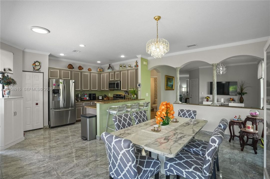 For Sale: $639,900 (3 beds, 2 baths, 1854 Square Feet)