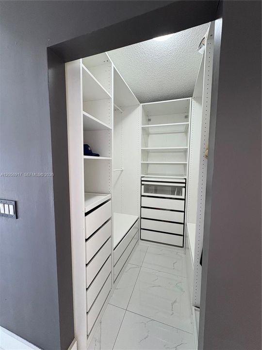 В аренду: $4,780 (4 спален, 3 ванн, 2114 Квадратных фут)