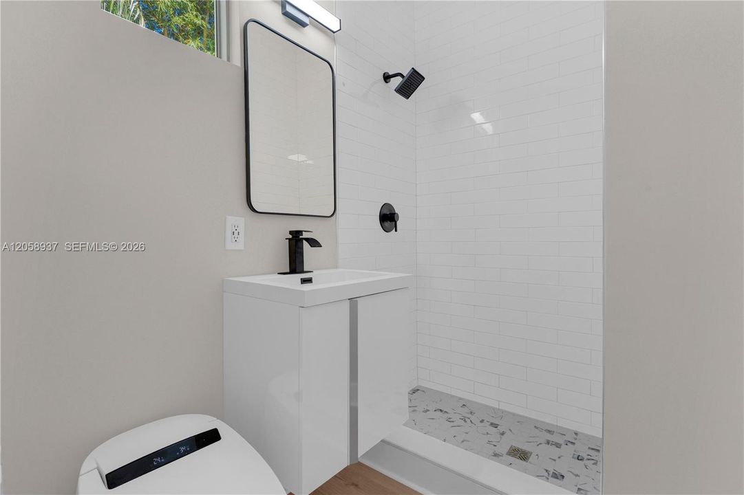 For Sale: $535,000 (3 beds, 2 baths, 1268 Square Feet)