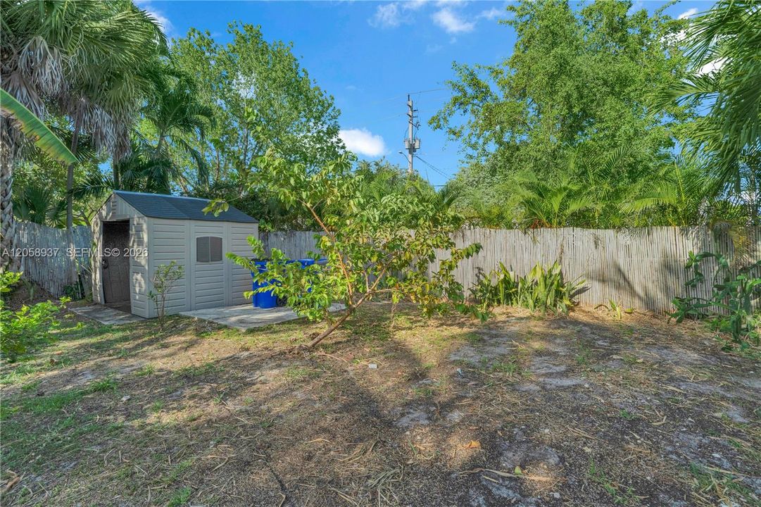 For Sale: $535,000 (3 beds, 2 baths, 1268 Square Feet)