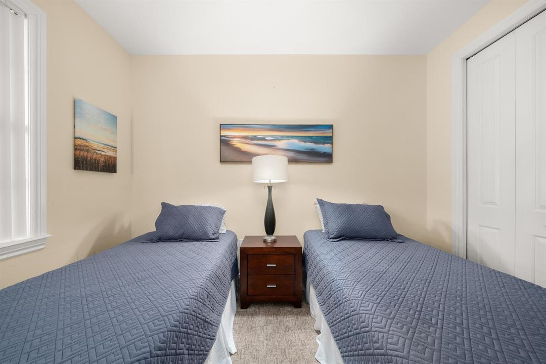 interior - second bedroom 2