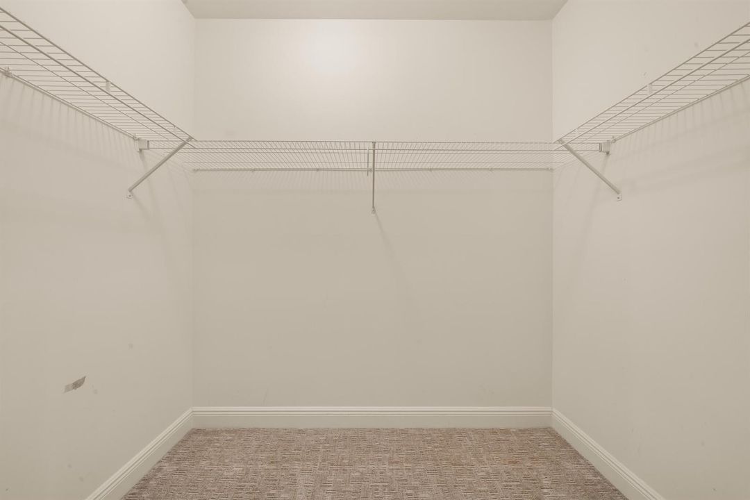 interior - master closet 1