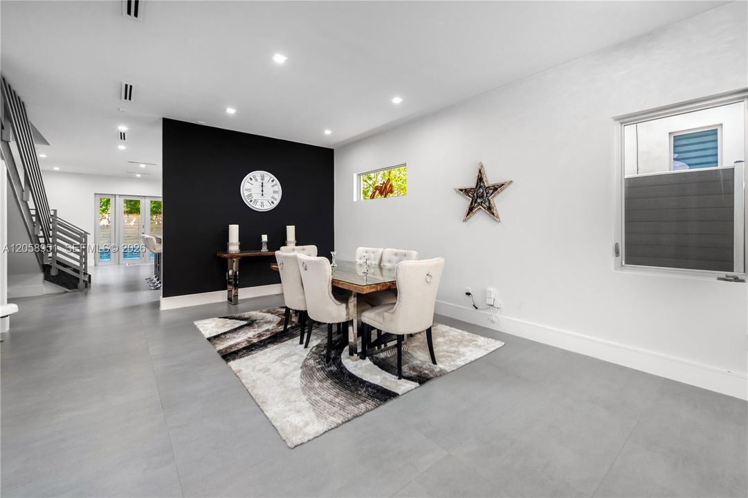 Dining Room / First view when you enter