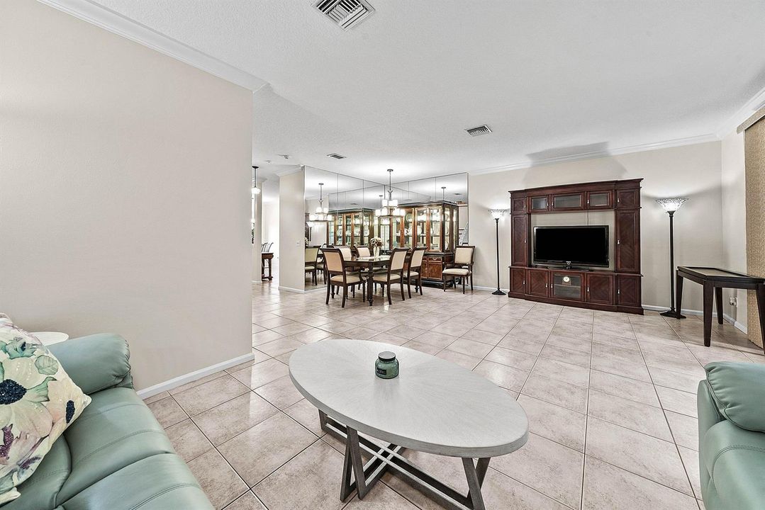 view facing dining room