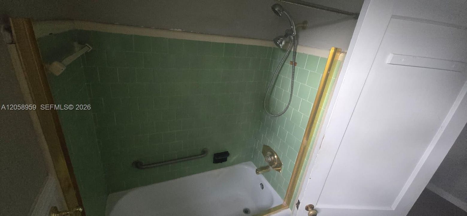 На продажу: $169,900 (4 спален, 1 ванн, 0 Квадратных фут)