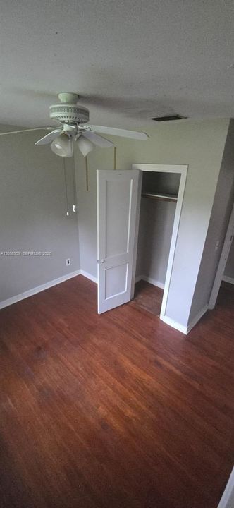 На продажу: $169,900 (4 спален, 1 ванн, 0 Квадратных фут)