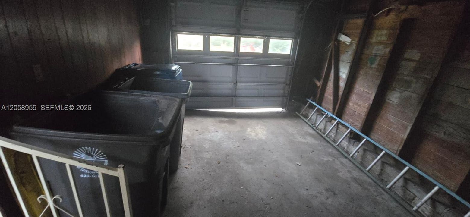 На продажу: $169,900 (4 спален, 1 ванн, 0 Квадратных фут)