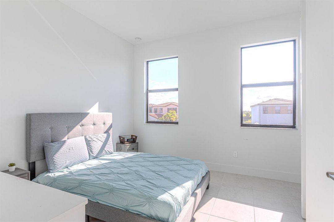 room 2 upeer level
