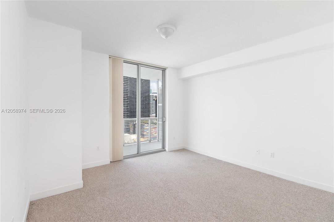 В аренду: $3,600 (2 спален, 2 ванн, 1013 Квадратных фут)