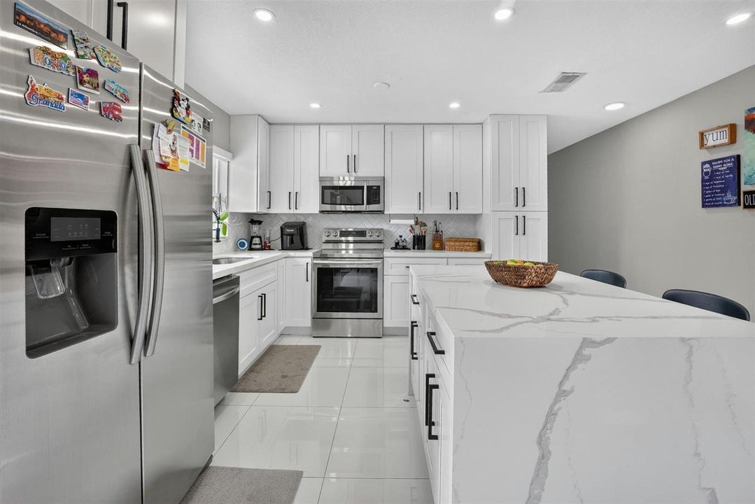 26-8131-NW-44th-Ct-LPG
