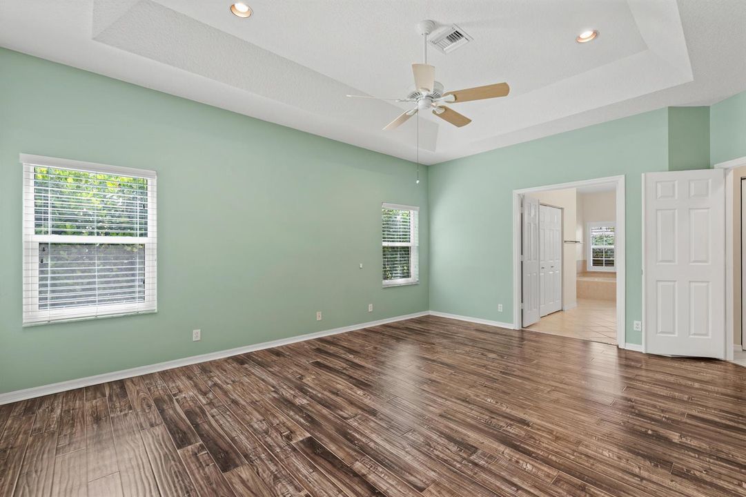 11595 Water Bend Ct_Vacant Large-29