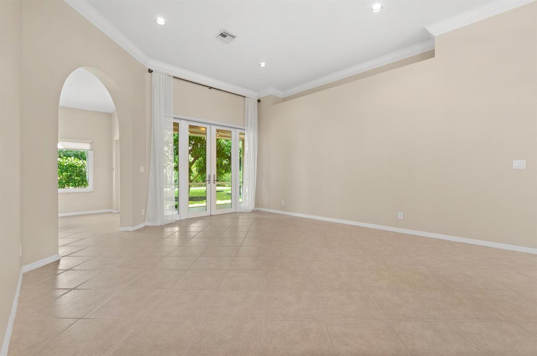 11595 Water Bend Ct_Vacant Large-2
