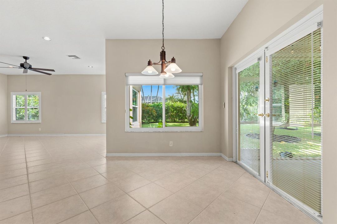 11595 Water Bend Ct_Vacant Large-23