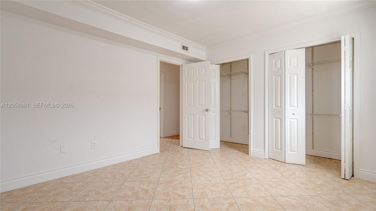 В аренду: $4,200 (3 спален, 2 ванн, 2568 Квадратных фут)