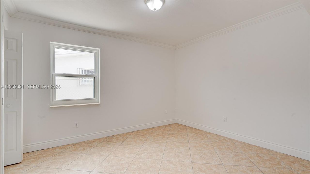 В аренду: $4,200 (3 спален, 2 ванн, 2568 Квадратных фут)