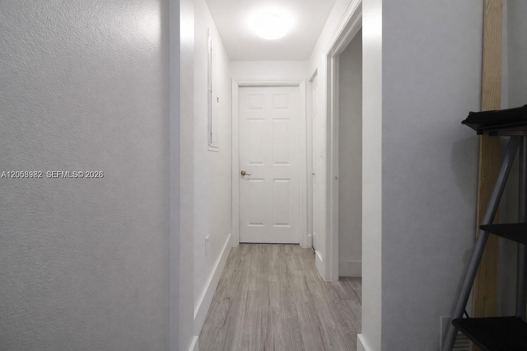 На продажу: $367,999 (3 спален, 3 ванн, 1428 Квадратных фут)