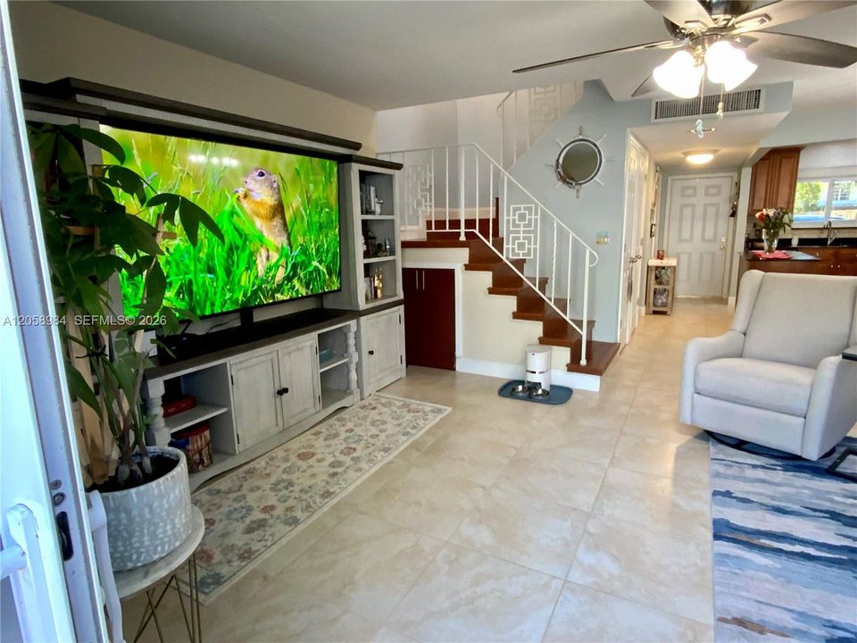 En Venta: $335,999 (3 camas, 2 baños, 0 Pies cuadrados)