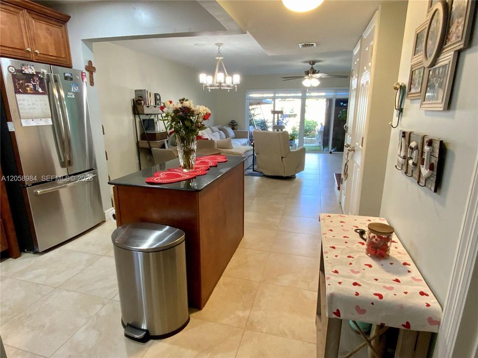 En Venta: $335,999 (3 camas, 2 baños, 0 Pies cuadrados)