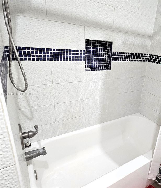 En Venta: $335,999 (3 camas, 2 baños, 0 Pies cuadrados)