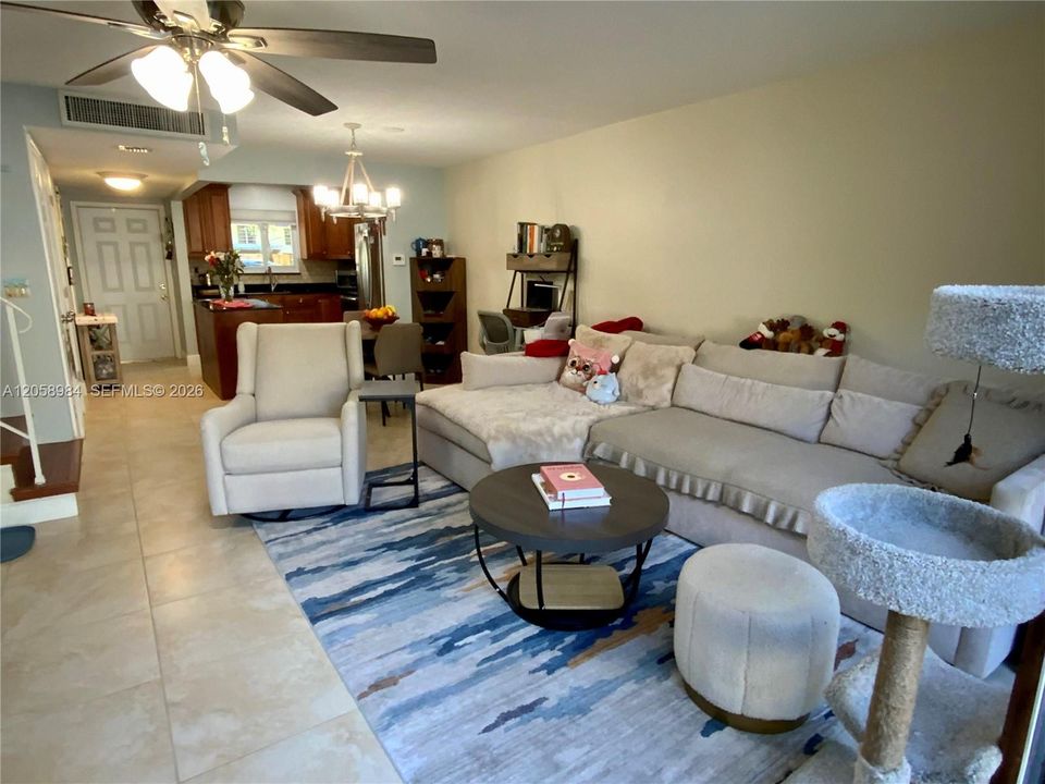En Venta: $335,999 (3 camas, 2 baños, 0 Pies cuadrados)