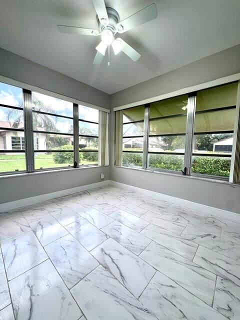 Enclosed Patio/Den
