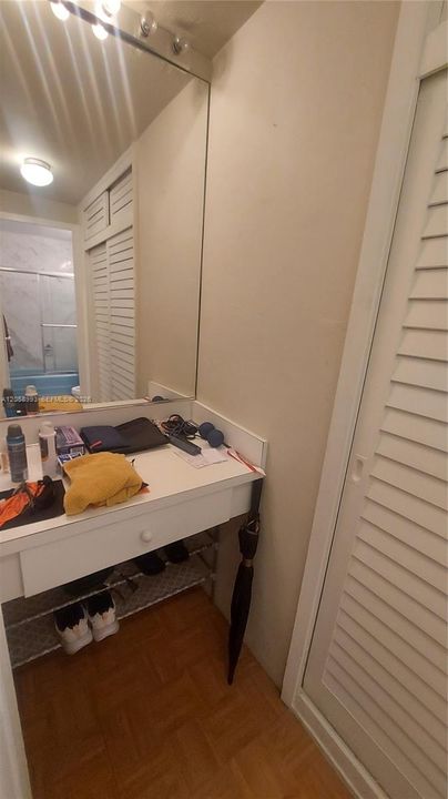 В аренду: $2,300 (0 спален, 1 ванн, 480 Квадратных фут)