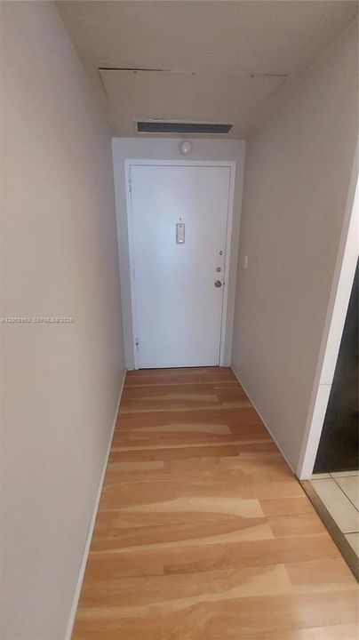 В аренду: $2,300 (0 спален, 1 ванн, 480 Квадратных фут)