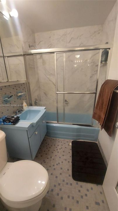 В аренду: $2,300 (0 спален, 1 ванн, 480 Квадратных фут)