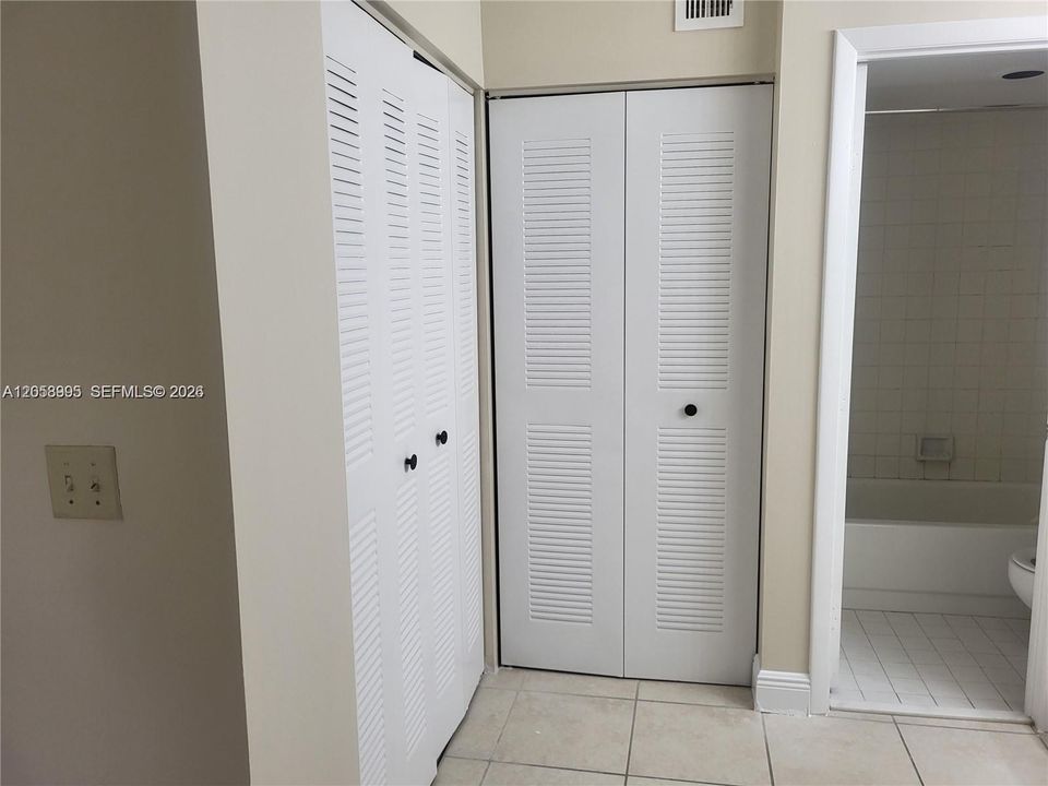 En Renta: $1,800 (1 camas, 1 baños, 832 Pies cuadrados)