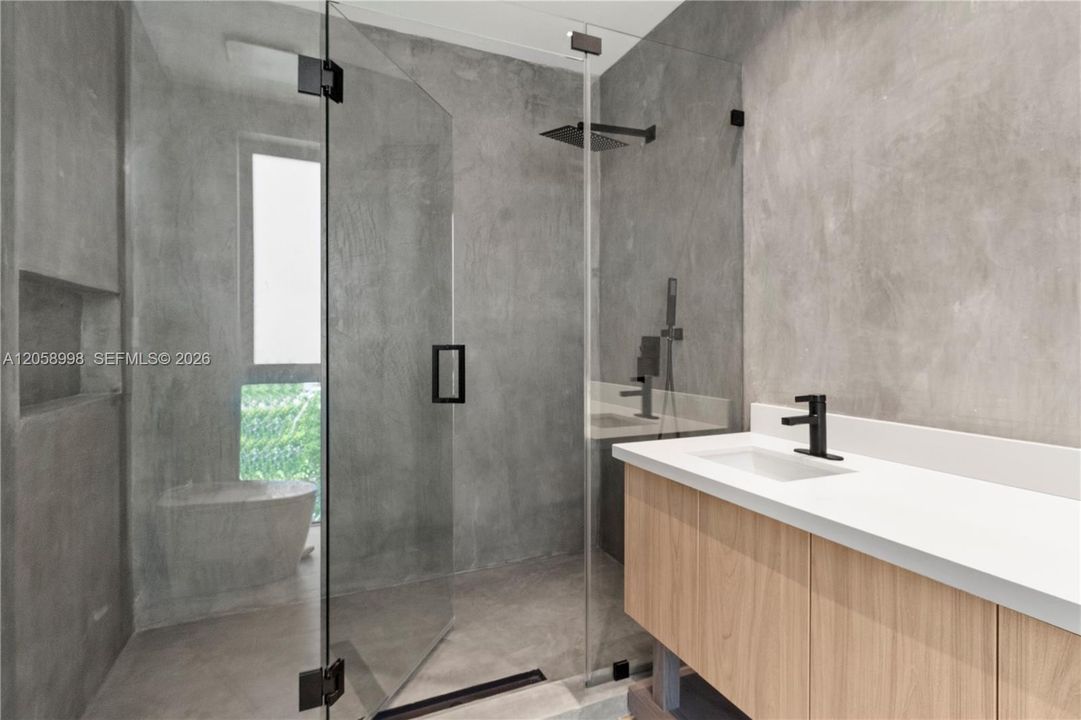 For Sale: $3,700,000 (0 beds, 0 baths, 5572 Square Feet)